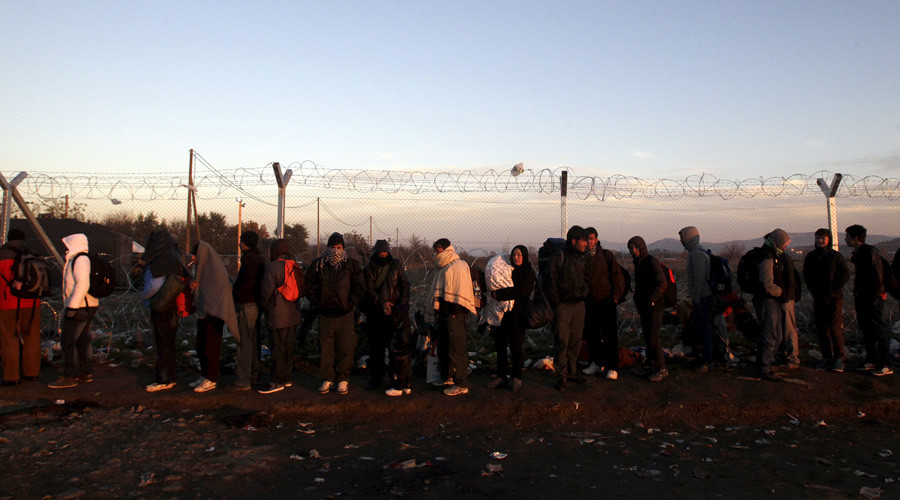 Hungary’s PM urges building of fence on Bulgarian, Macedonian borders with Greece