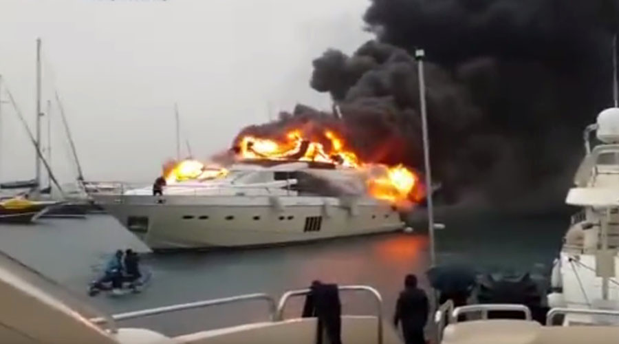 Superyacht belonging to 'Russian businessman' bursts into flames in Turkish marina (VIDEO)