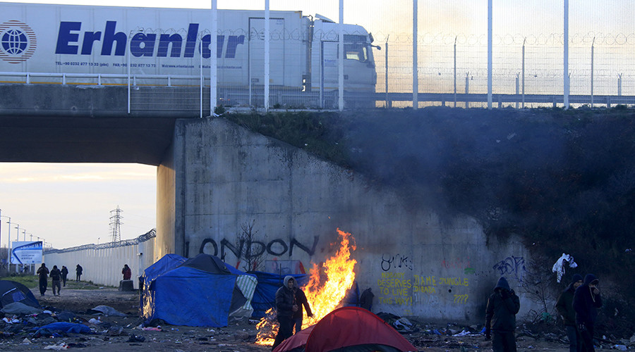 ‘We are calling on the French government to deploy the military in Calais’