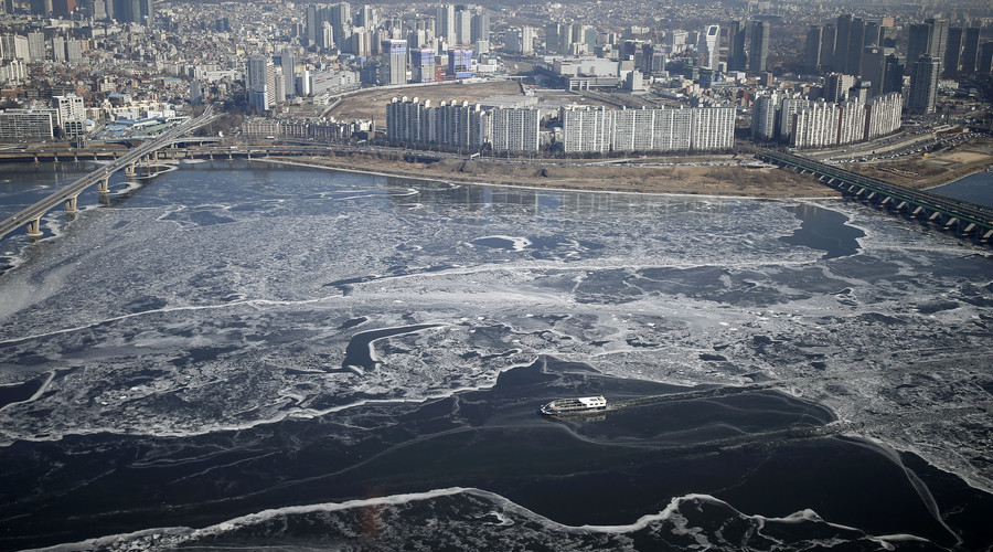 Death toll rises across East Asia after freak cold snap