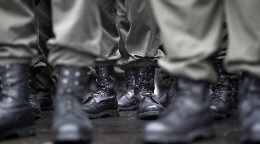 Austrian defense minister calls for extension of military service to cope with refugees
