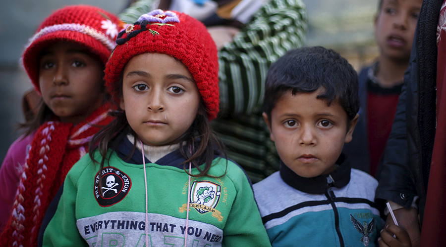 Cameron refuses to accept 3,000 refugee children from Europe