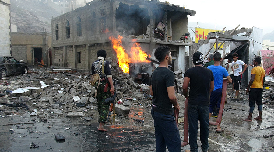 7 killed, 10 injured in powerful blast outside presidential residence in Aden, Yemen