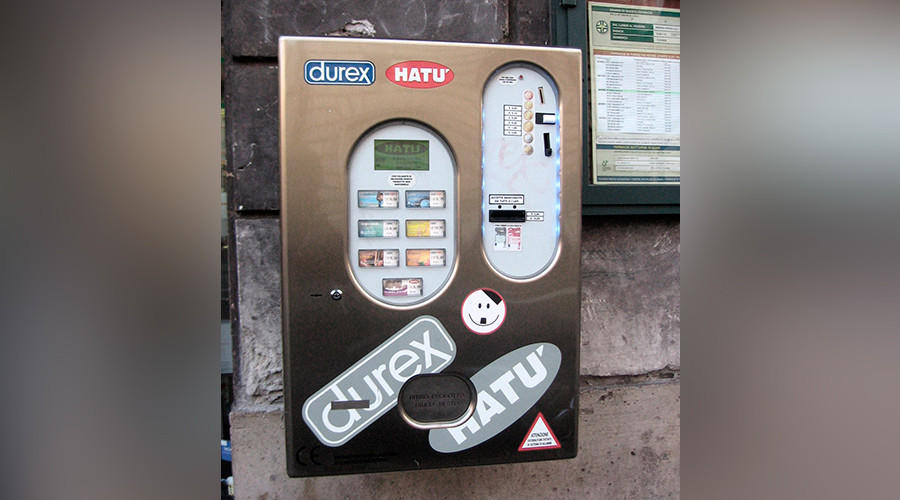 Sober sex only: Condom machine decides whether you’re too drunk for lovin'