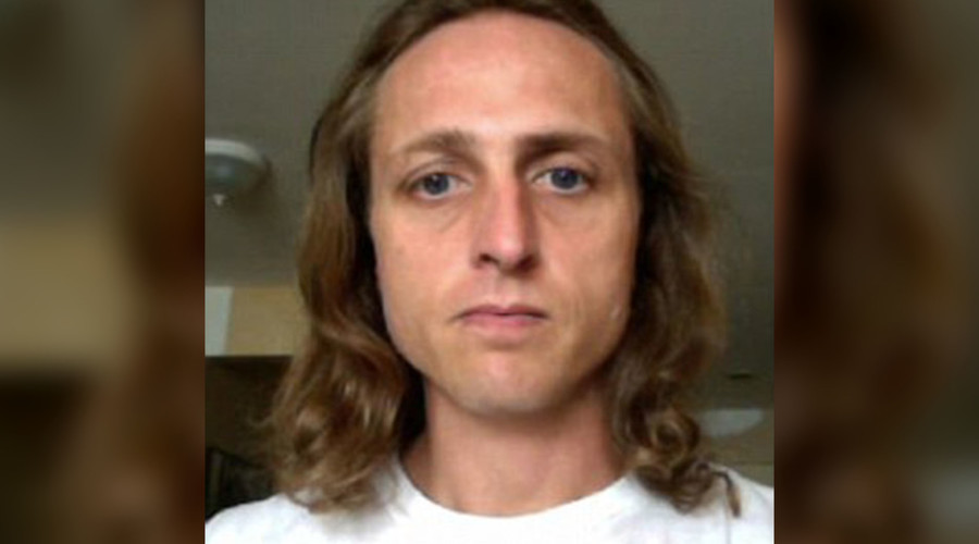 High tech, low life: Homeless man takes credit card payments via smartphone