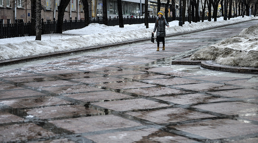 Sudden warmth + rain = icy swamps in Moscow (PHOTOS, VIDEO)