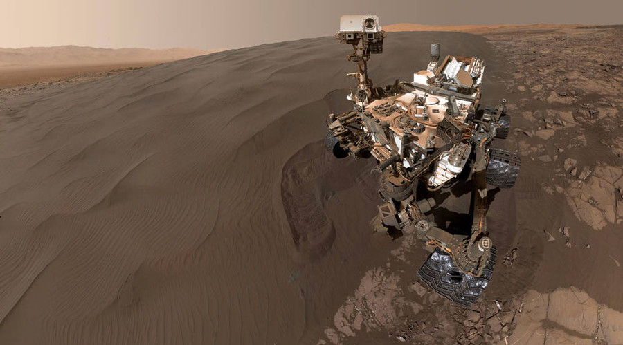 NASA Curiosity rover snaps selfies on Martian sand dune (PHOTOS)