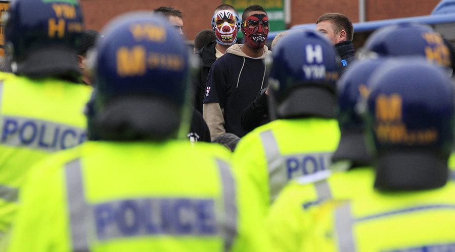 9 arrested amid clashes between far-right ‘infidels’ and anti-fascist protesters in Dover (VIDEO)