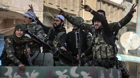 Fighters of the Kurdish People's Protection Units (YPG). © Rodi Said