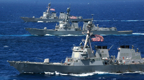 Three Arleigh Burke-class guided-missile destroyers, the USS McCampbell (DDG 85), USS Lassen (DDG 82) and USS Shoup (DDG 86) steam in formation during a photo exercise (PHOTOEX) for Valiant Shield 2006 in the Pacific Ocean, June 18, 2006. © Todd P. Cichonowicz
