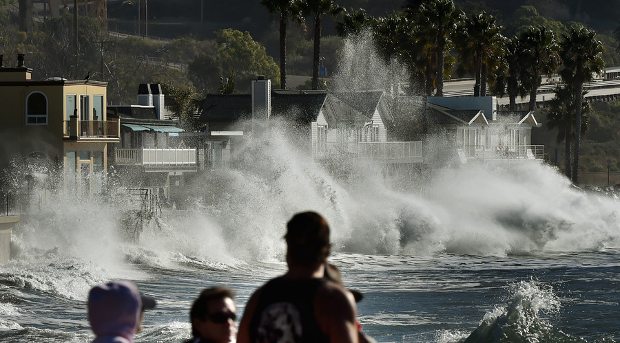 150,000 homes without power, gusts up to 115mph as El Nino storm hits US southwest