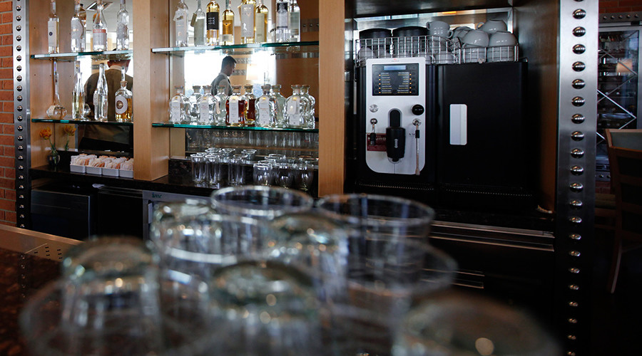 DC bar to pay $687,000 to fired ‘non-blonde’ student