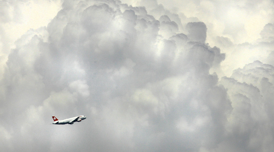 Aviophobia: Low-flying Swiss Air plane scares Palma, Majorca residents