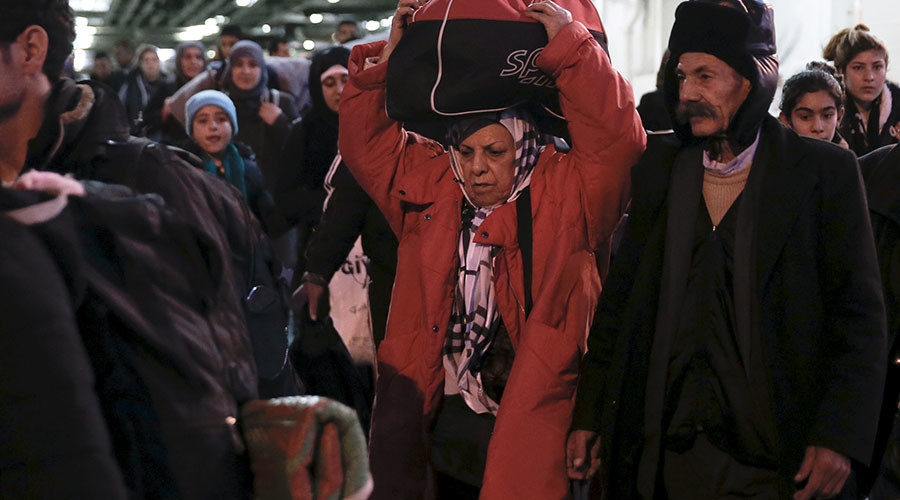 Poland steps up police patrols on border as Germany overflows with refugees