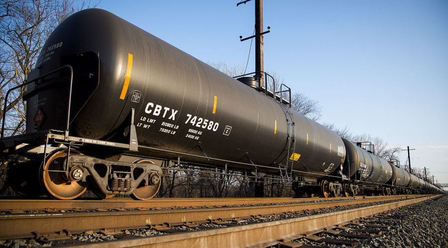 Obama's $10 per barrel oil tax 'dead on arrival in Congress’ - Republicans