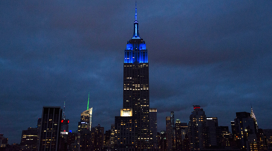 Man arrested after drone crashes into Empire State Building
