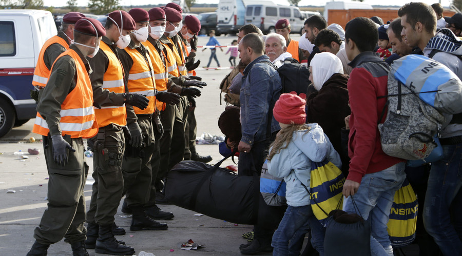 Austria mulls sending troops to Balkans to shut off refugee flow