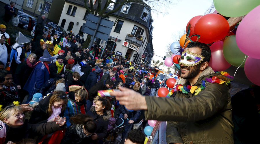 ‘Sharia police’ float causes a stir at Austrian carnival, police probe launched