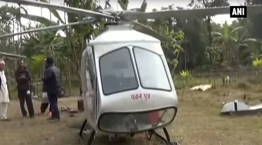 Chopper shop: Indian welder crafts makeshift helicopter using car parts (VIDEO)