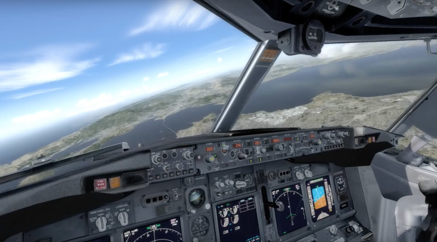 ‘Anyone know how to fly a plane?’ 10 minute guide to landing 737