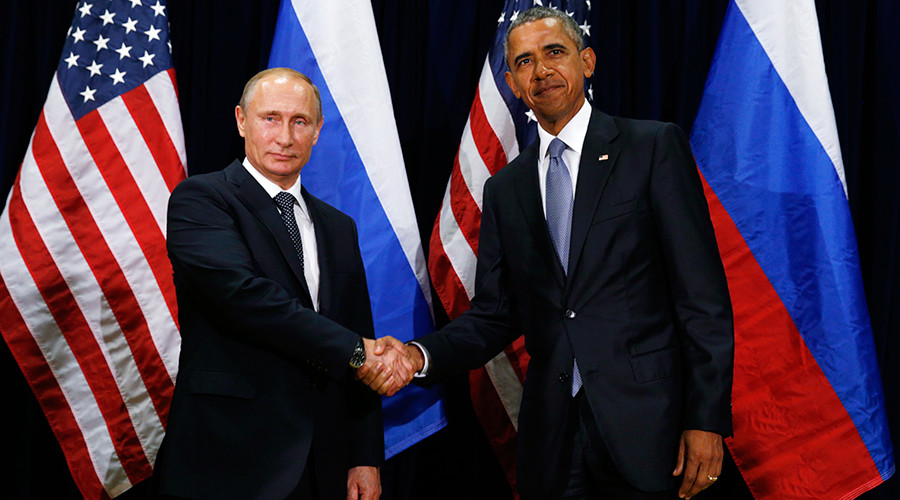 Putin holds phone call with Obama, urges better defense cooperation in fight against ISIS