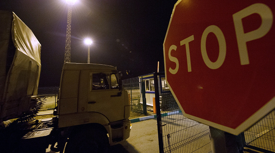 Kiev bans Russian trucks from entering Ukraine
