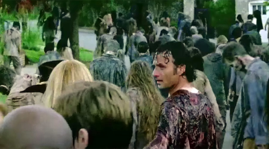 Police respond to 911 only to find… a family watching ‘The Walking Dead’