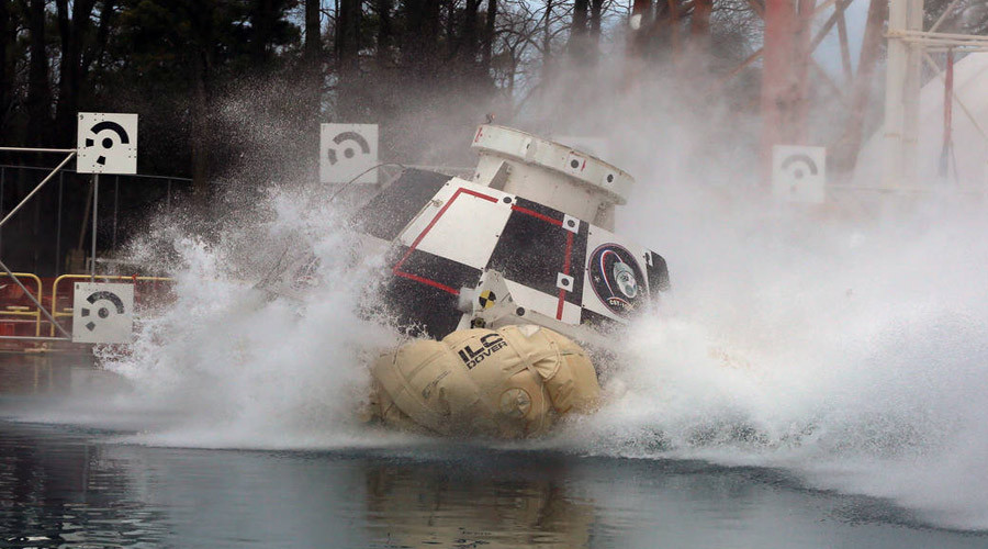 Splash test dummy: NASA test-crashes new Boeing Starliner