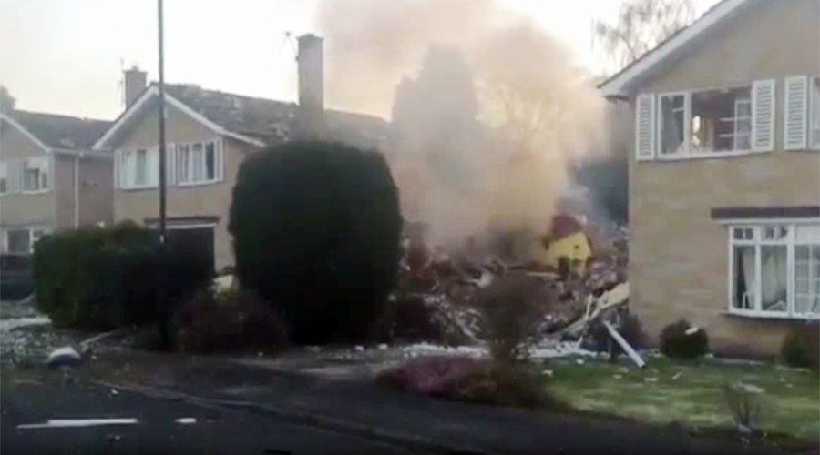 63yo man killed in explosion that flattened suburban North Yorkshire home (VIDEO)