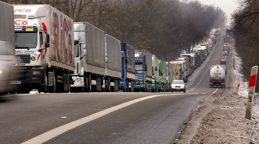 Moscow, Warsaw agree to keep freight moving