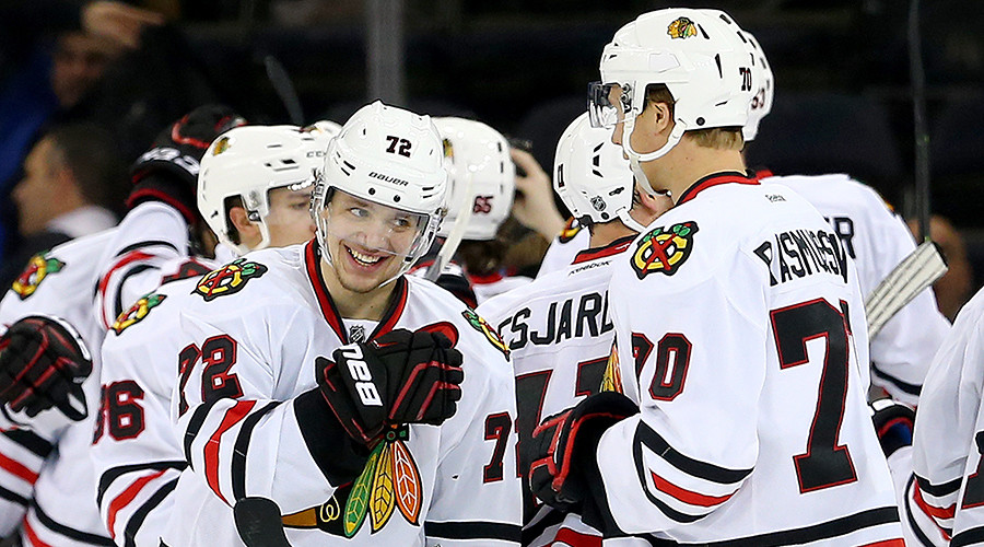 Panarin celebrates White House visit with hat trick