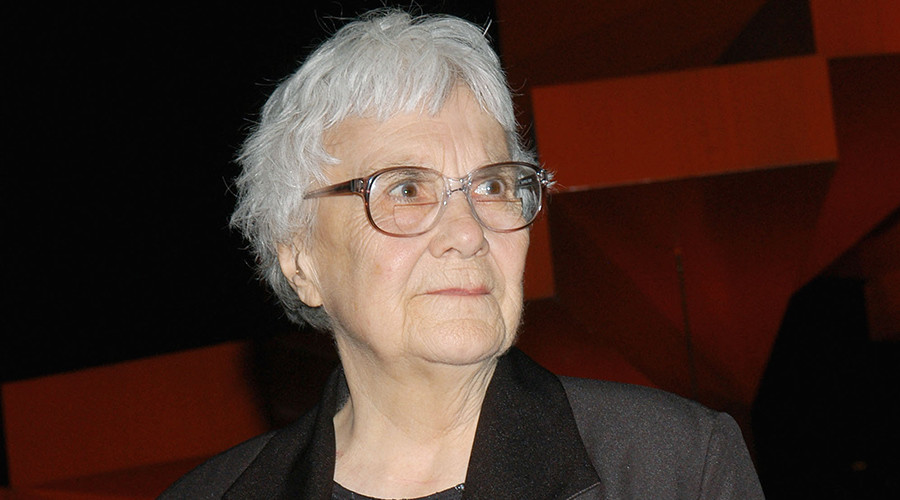 'To Kill A Mockingbird' author Harper Lee dead at 89