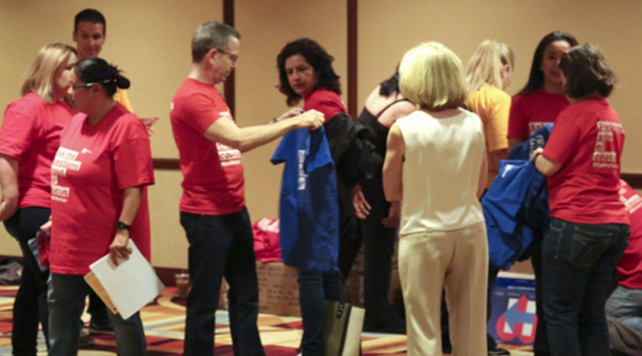T-shirt switcheroo: Clinton campaign accused of tricks in Nevada