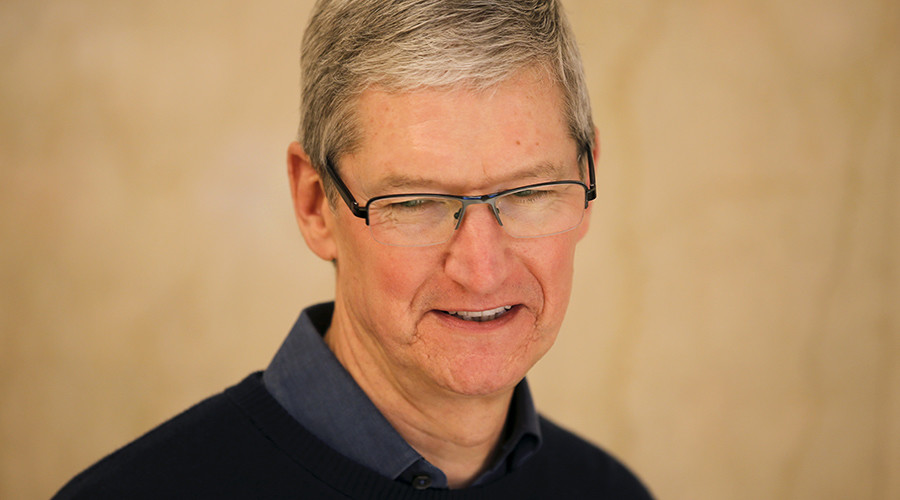 Complying with FBI would set a ‘dangerous precedent’ - Apple CEO’s email to staff