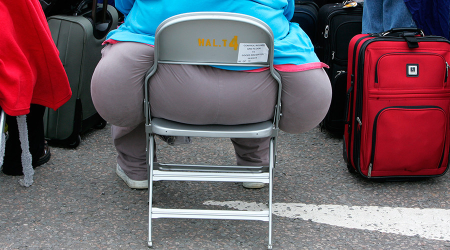 Spacious & narrow: Airbus designs adjustable ‘bench seat’ for obese passengers, families