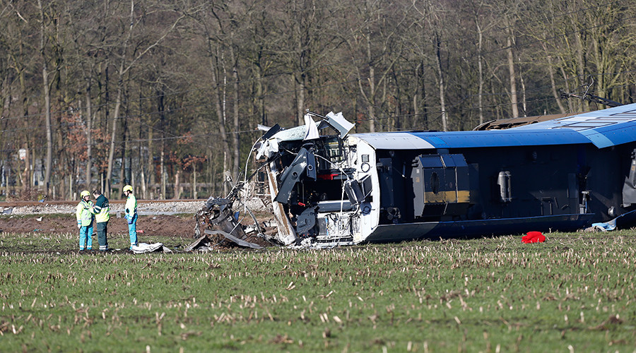 1 dead, 10 injured as passenger train hits crane, derails in Netherlands (PHOTOS, VIDEOS)
