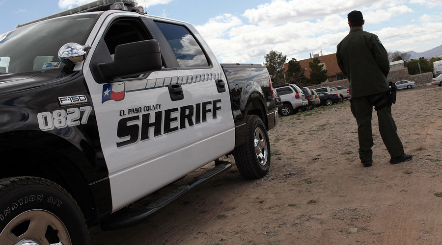 Man claims Texas police beat him after seizure, car accident