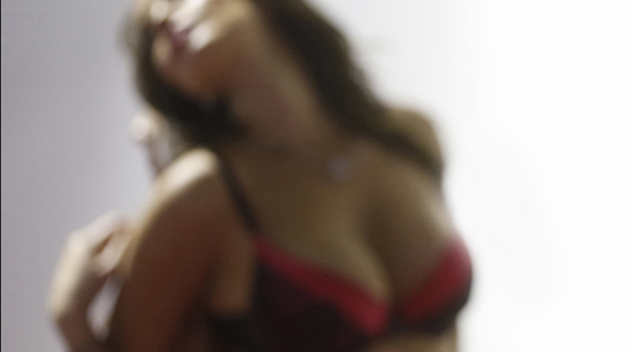 Papa pilfers prize? Dad sets sights on teen winner son’s ‘month with porn actress’