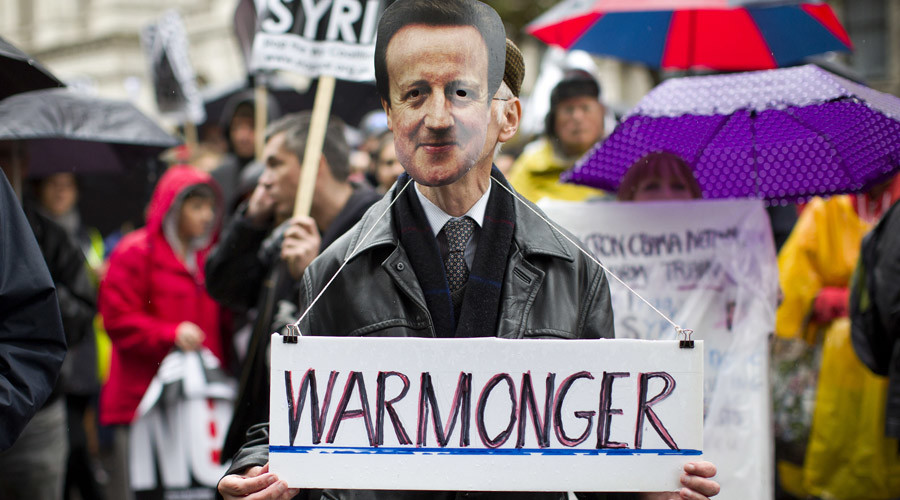 ‘Education, not destruction!’ Peace activists, MPs & celebs join Corbyn at anti-Trident march