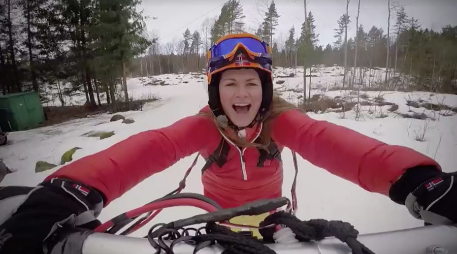 Powerful jet ‘thruster’ injects high speed boost into extreme sports (VIDEO)