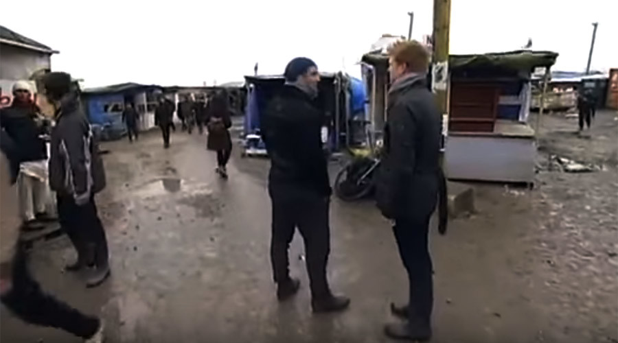 Jude Law’s security team ‘ambushed, mugged’ by refugees in Calais ‘Jungle’ camp