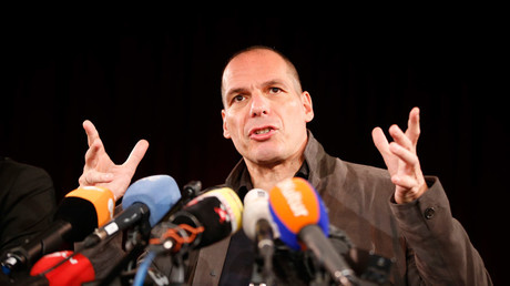 Greece's former Finance Minister Yanis Varoufakis addresses a news conference to introduce the so-called DiEM 25 (Democracy in Europe Movement 2025) at the Volksbuehne theatre in Berlin, Germany, February 9, 2016. © Fabrizio Bensch