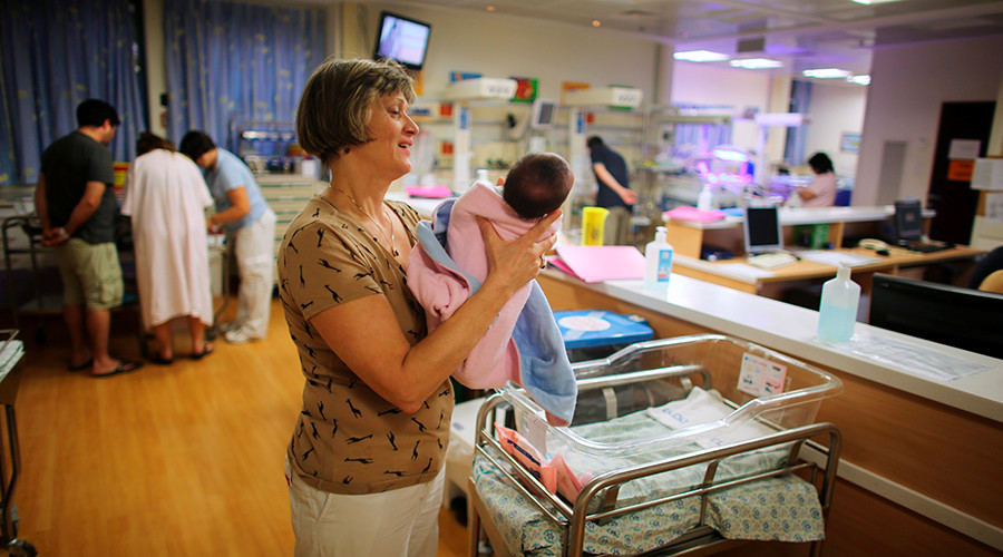 Once in a blue moon: Siblings share Leap Day births, years apart