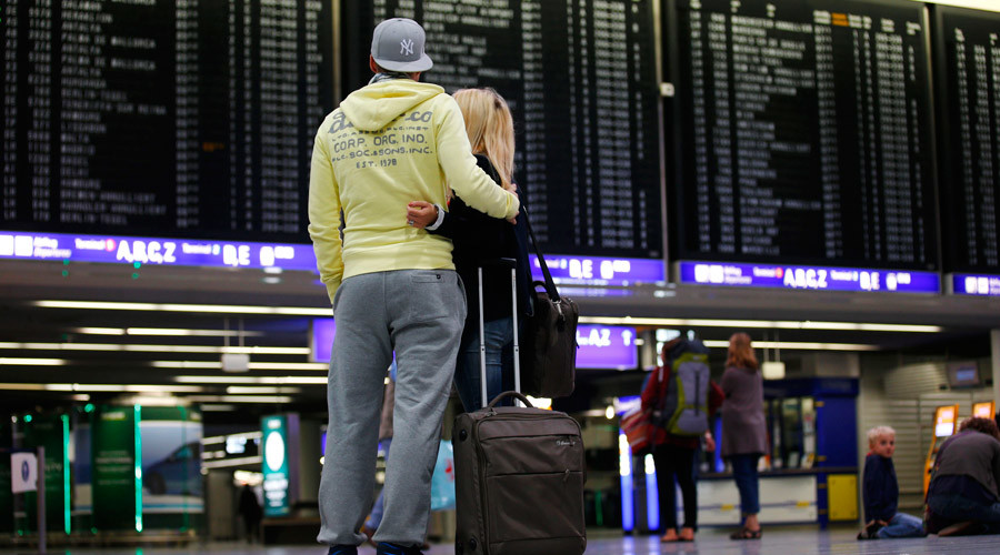 Airports warn of costly terminal redesigns if Schengen falls