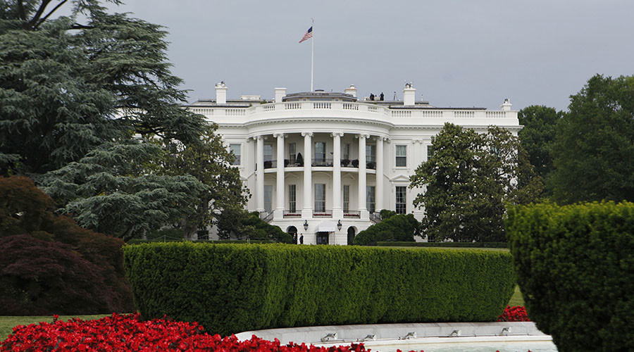 Washington extends sanctions against Moscow
