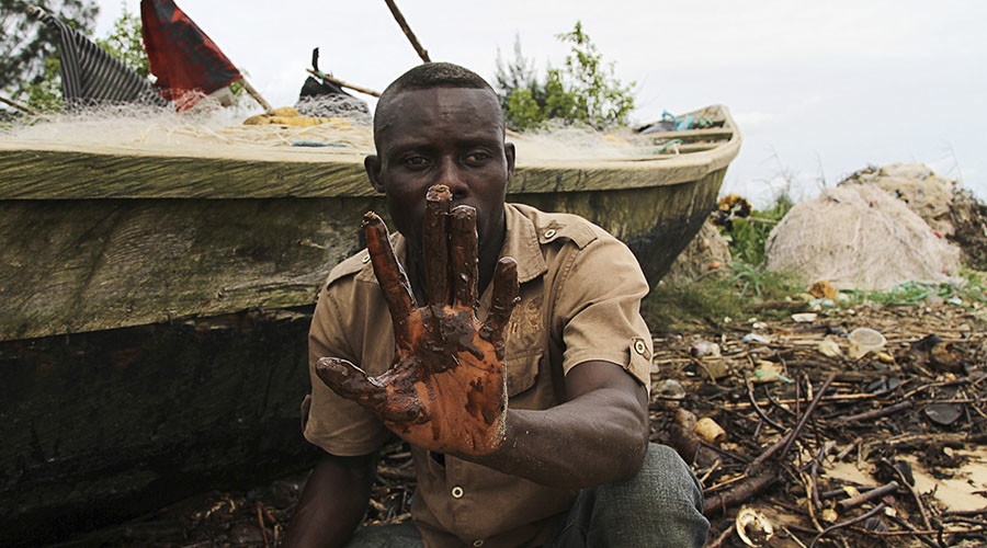 ‘No-one listens, no-one cares’: Nigerian communities sue Shell over chronic oil pollution
