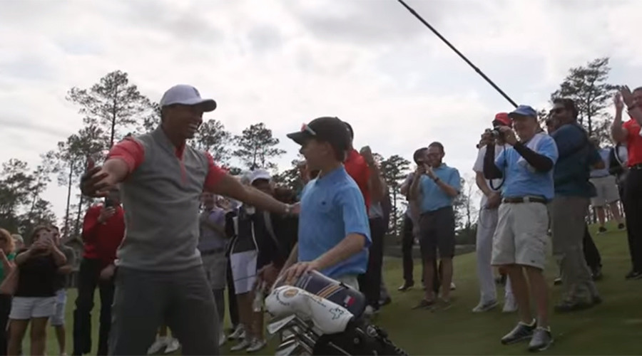 11yo conquers Tiger Woods' new golf course with a perfect hole-in-one shot (VIDEO)