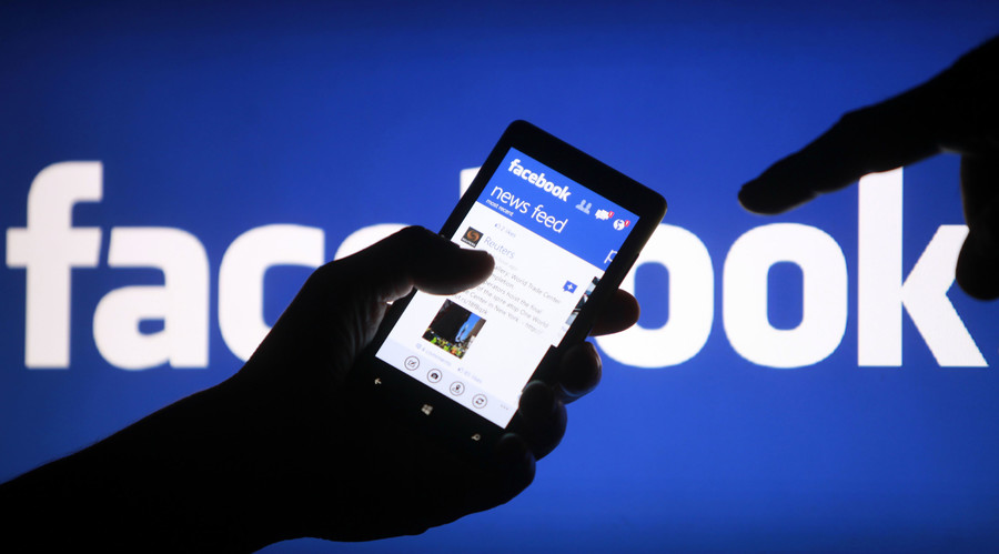 Facebook to hand staff £280mn in bonuses ‘to cut corporation tax bill’