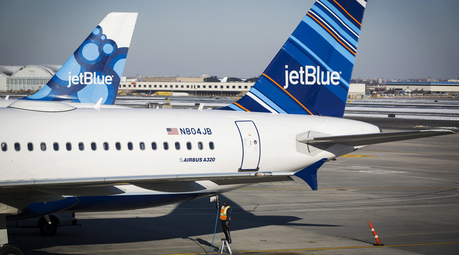 Muslim women escorted off plane for ‘staring’ at flight attendant