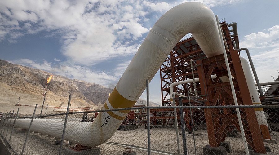 Oil slips from three-month high as Iran snubs freeze